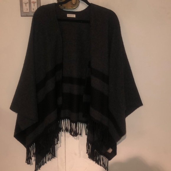Gorgeous Claudie Pierlot Poncho